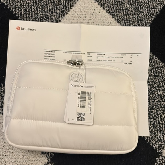 Lulu lemon 🍋 everywhere belt bag large “Wunder 💨 Puff” - Picture 7 of 10